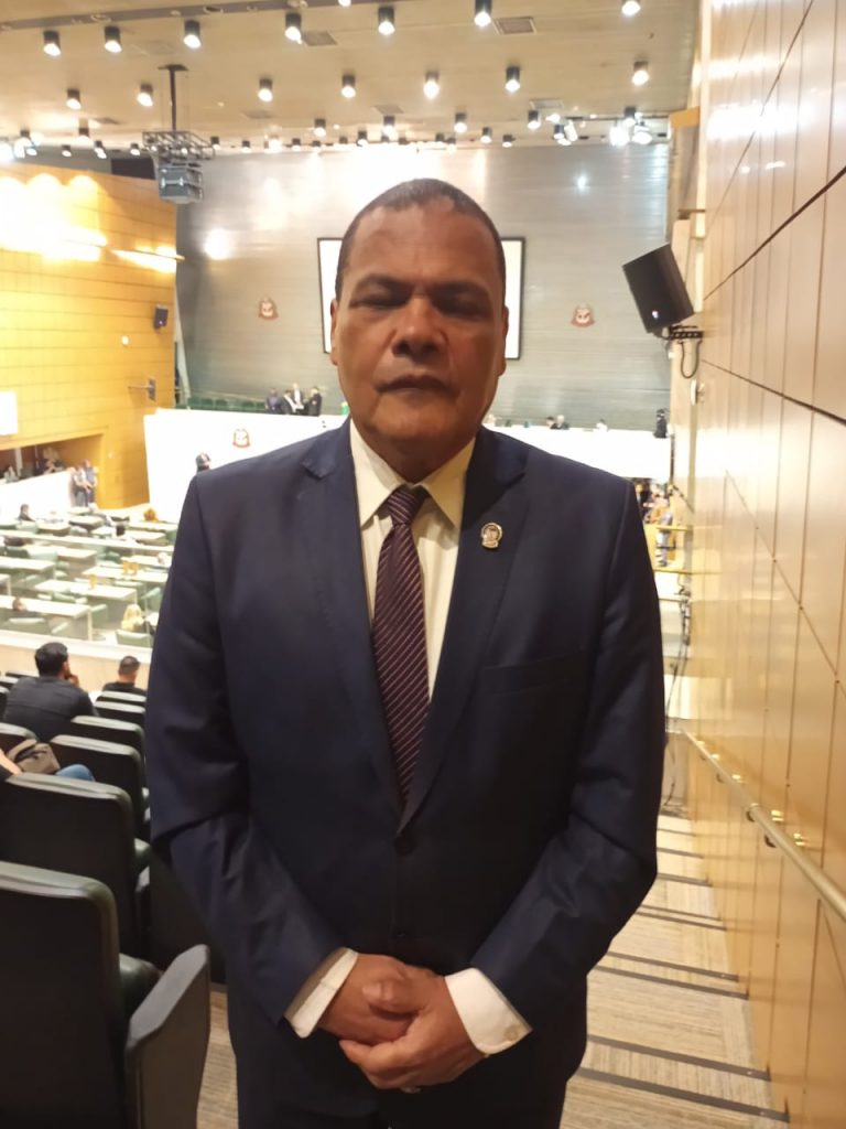 Diretor do SIPESP, Joraci de Campos, marcou presença na votação do dia 23 de maio.