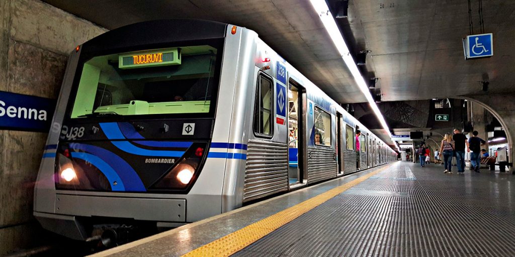 São Paulo mantém gratuidade no metrô para policiais civis e militares após pedido de Derrite e reação dos profissionais de segurança