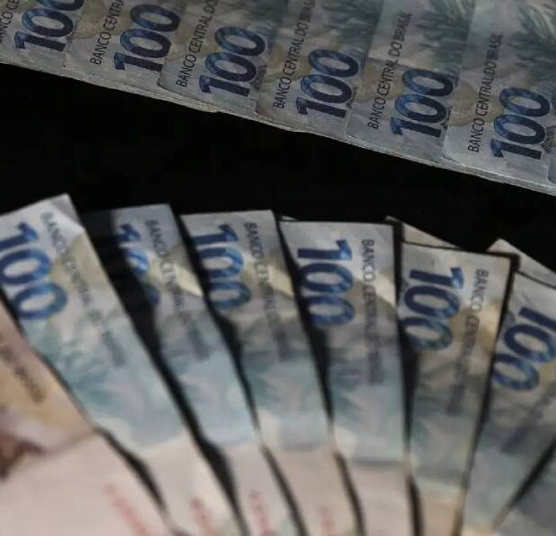 Governo prevê multa de até R$ 30 mil para policial em vigilância privada clandestina